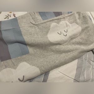 Pottert Barn kids crib fitted sheet and throw set